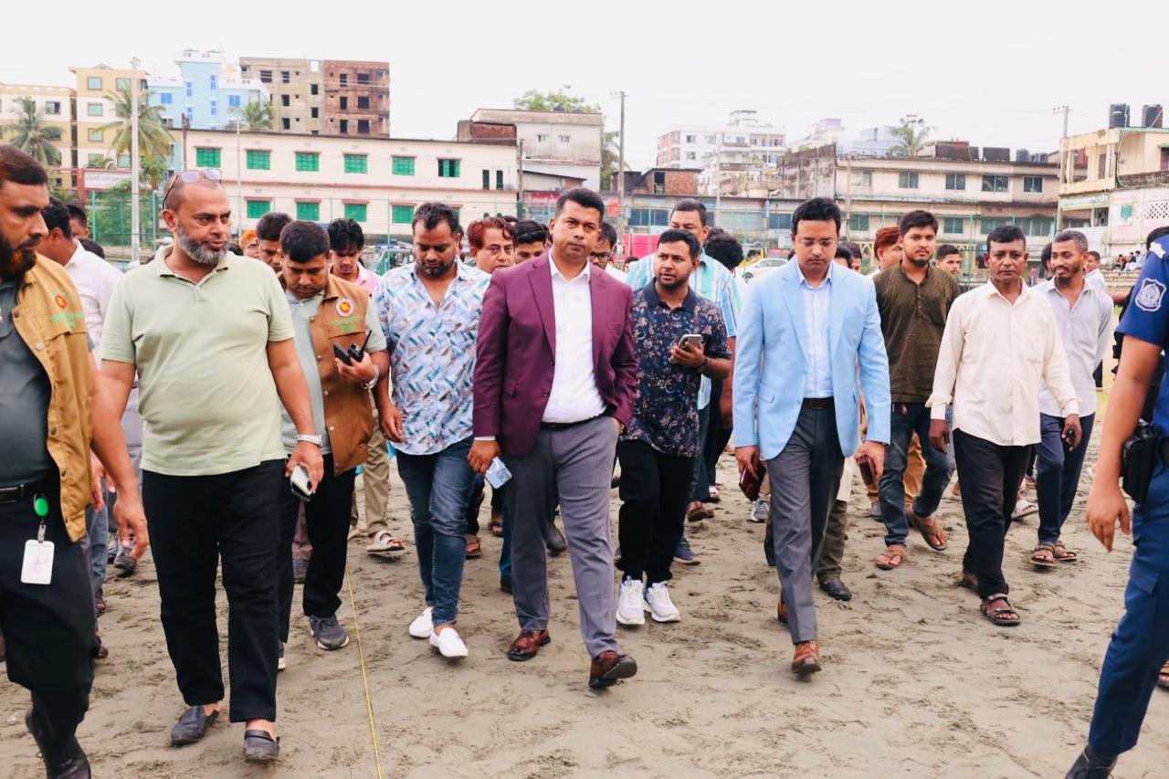 প্রধানমন্ত্রীর সফর সফল করতে দিনরাত মাঠে চট্টগ্রামের ডিসি জাহিদ
