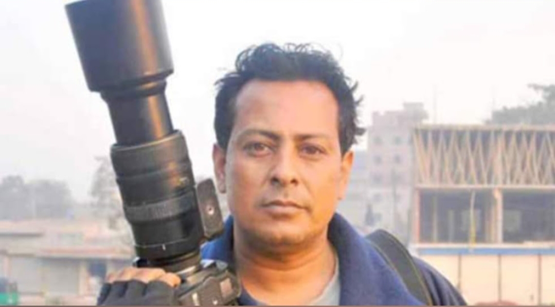 ক্যামেরার লেন্সে পৃথিবীর সৌন্দর্য বিশ্ব ফটোগ্রাফি দিবস সকলকে শুভেচ্ছা : মাহমুদ হাসান কচি