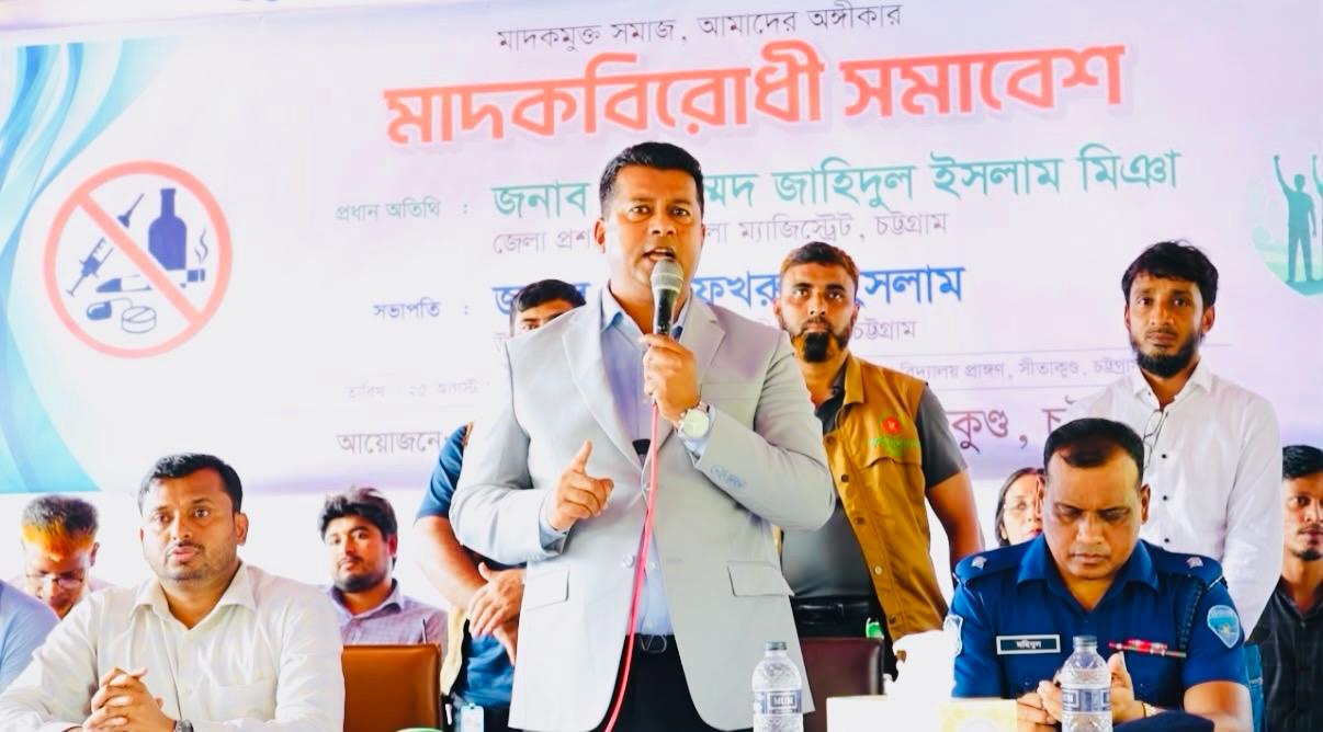 ৯টা–৫টার দায়িত্বে সমাজ বদলাবে না: ডিসি জাহিদ