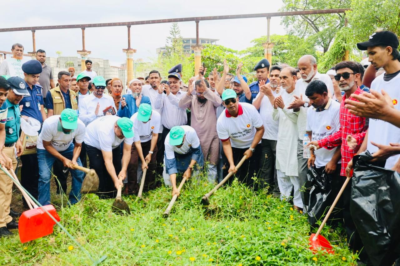 পরিচ্ছন্নতাকে অভ্যাসে পরিণত করতে হবে: ডিসি জাহিদ