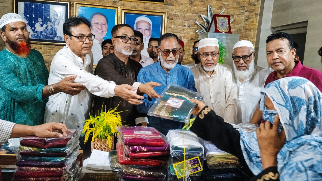 বিএনপির প্রতিষ্ঠা বার্ষিকীতে বস্ত্র বিতরণ ও আলোচনা সভা অনুষ্ঠিত