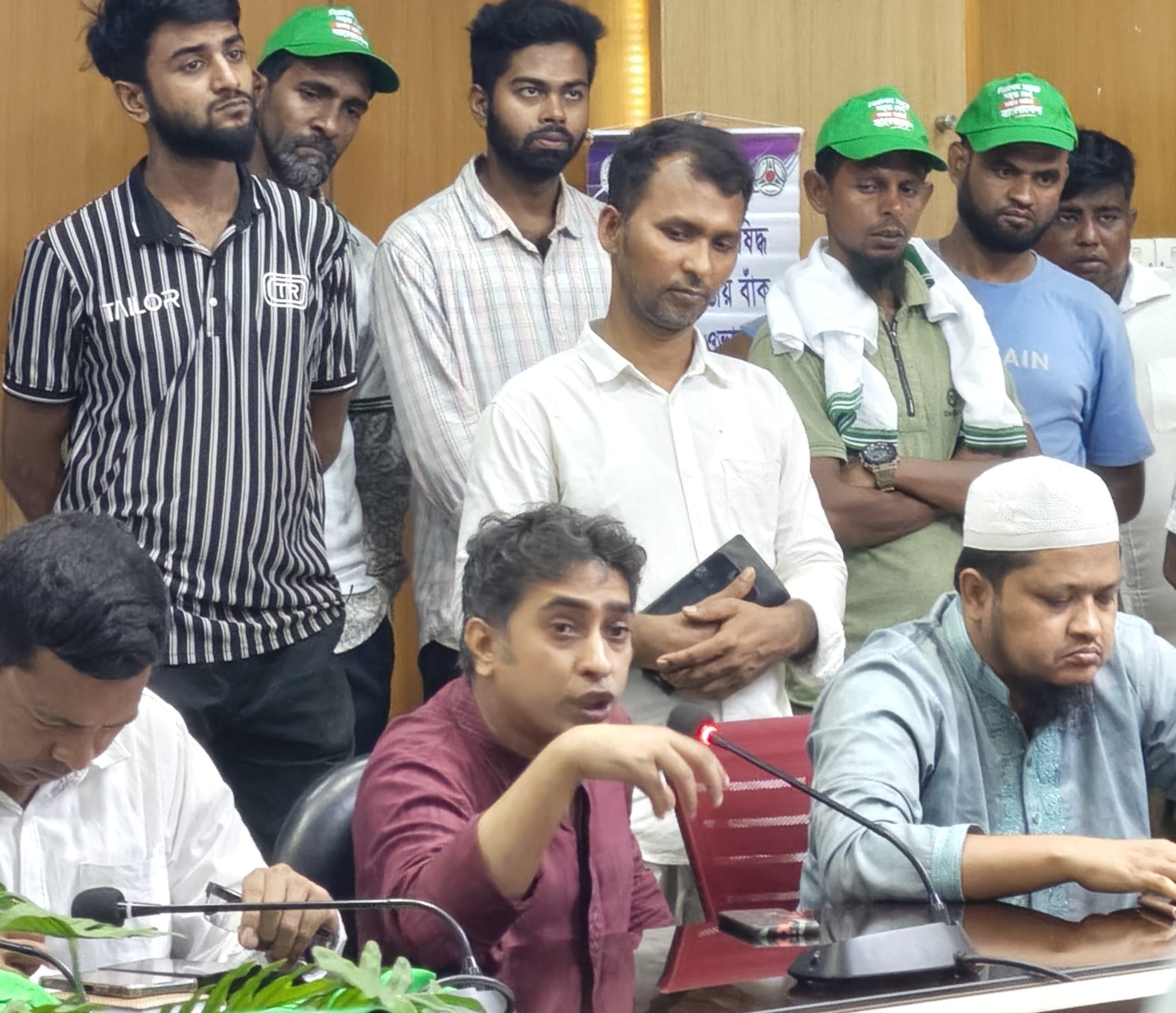 সুশাসন ও পরিবহন খাতে শৃঙ্খলা নিশ্চিত হলে কমবে সড়ক দুর্ঘটনা: তারিকুল সুজন
